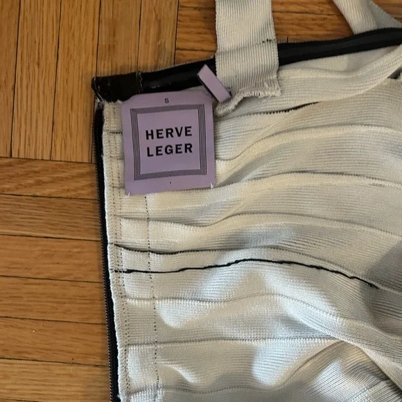 Herve Leger Black and White Mini Dress - Picture 3 of 7